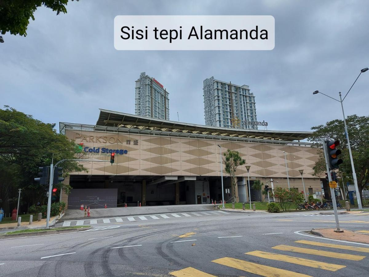 Dg Homestaymuslim Putrajaya - Near Alamanda المظهر الخارجي الصورة