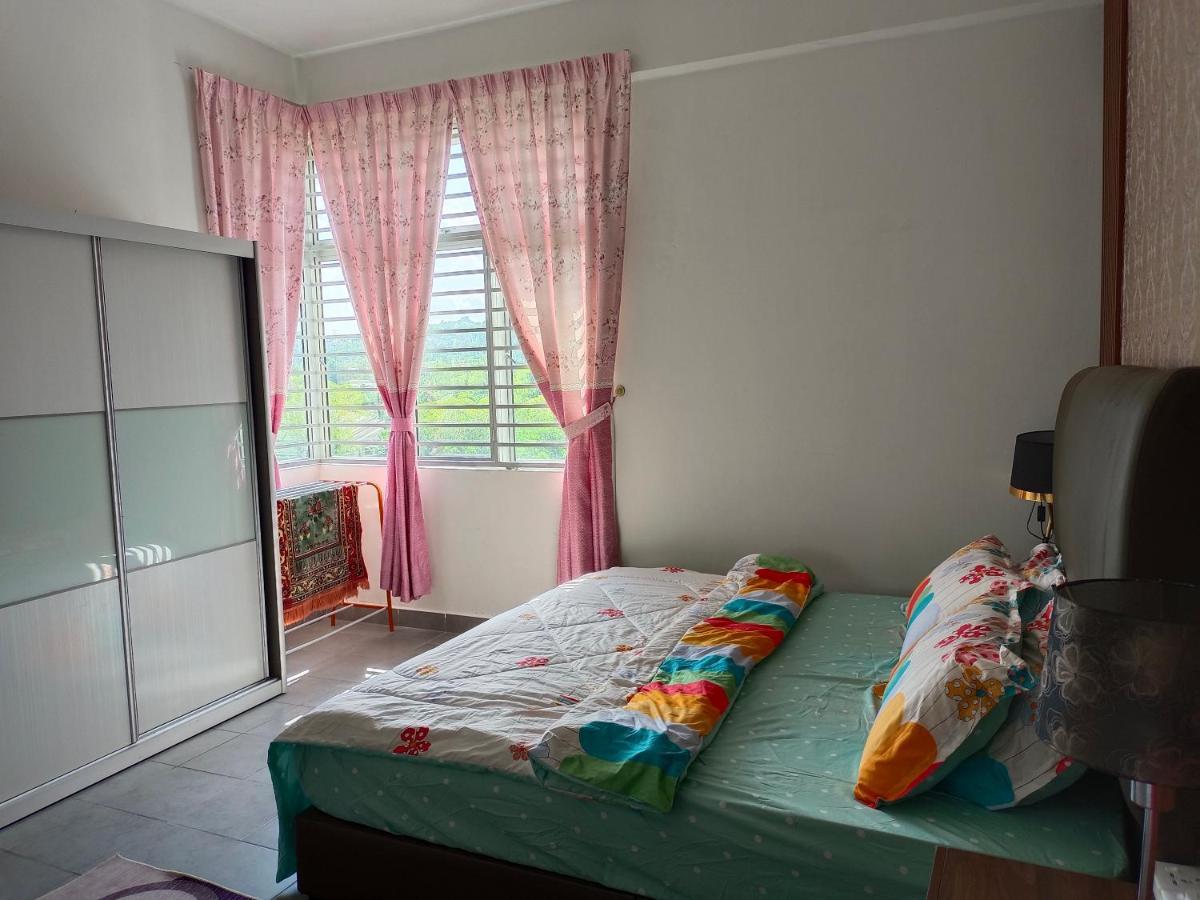 Dg Homestaymuslim Putrajaya - Near Alamanda المظهر الخارجي الصورة