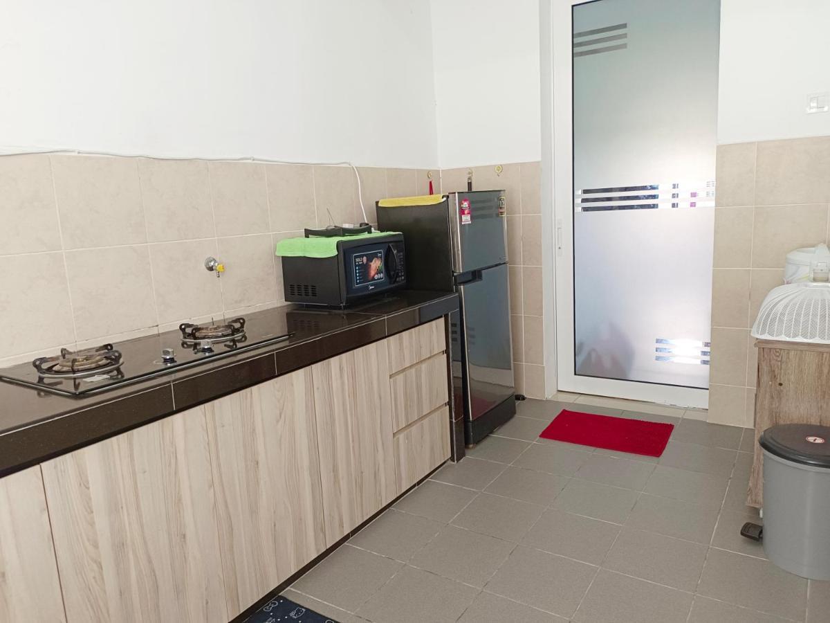 Dg Homestaymuslim Putrajaya - Near Alamanda المظهر الخارجي الصورة