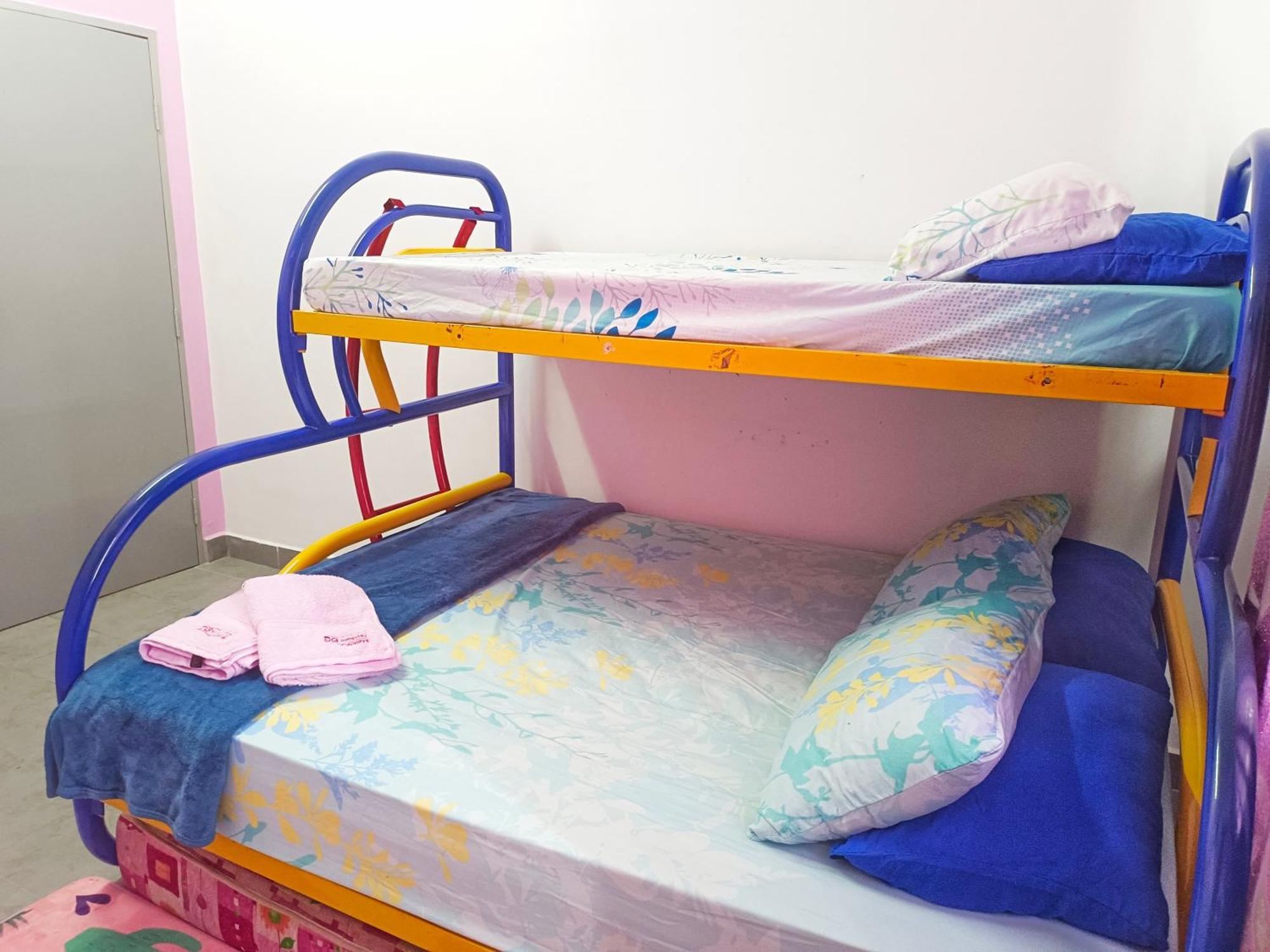 Dg Homestaymuslim Putrajaya - Near Alamanda المظهر الخارجي الصورة